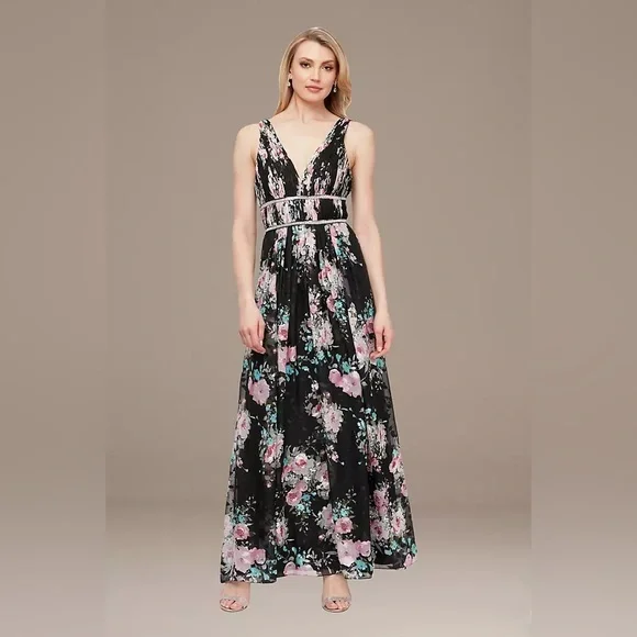 Floral evening gown - Picture 1 of 4